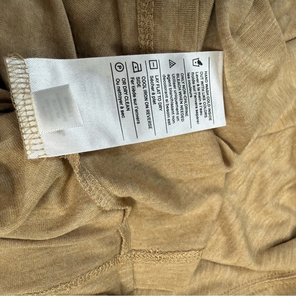 Vince Tan Long Sleeve Top Size Large - Picture 9 of 9